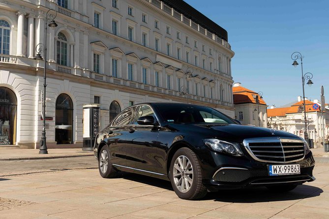 First class Warsaw Airport Transfer (WAW) - The timing reality: 30 minutes to 1 hour, plus included waiting