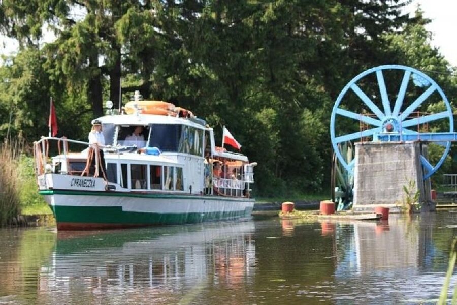 From Gdansk: Elblag Canal Boat Cruise - Who this tour suits best, and who might want something else