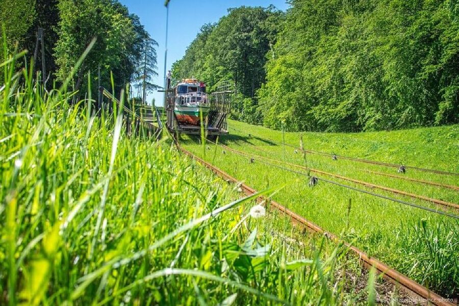 From Gdansk: Elblag Canal Boat Cruise - From Gdańsk pickup to Buczyniec: the drive time that shapes the day