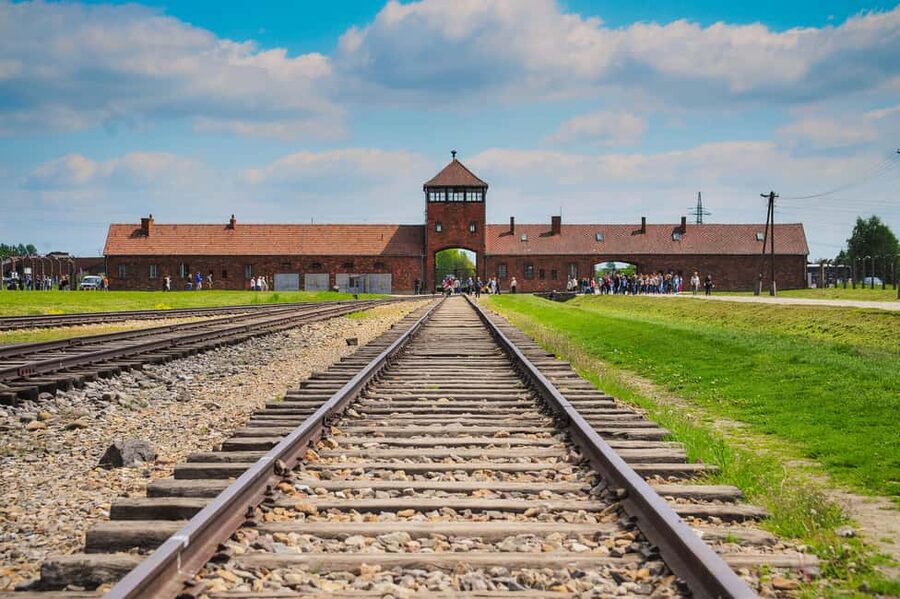 From Krakow: Auschwitz-Birkenau Day Tour with Pickup - Key things to know before you go