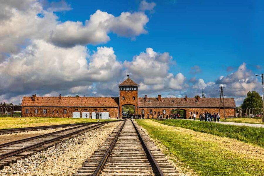 From Krakow: Auschwitz-Birkenau Full-Day Guided Tour - Auschwitz I: the gate, the barracks, and why Block 11 matters