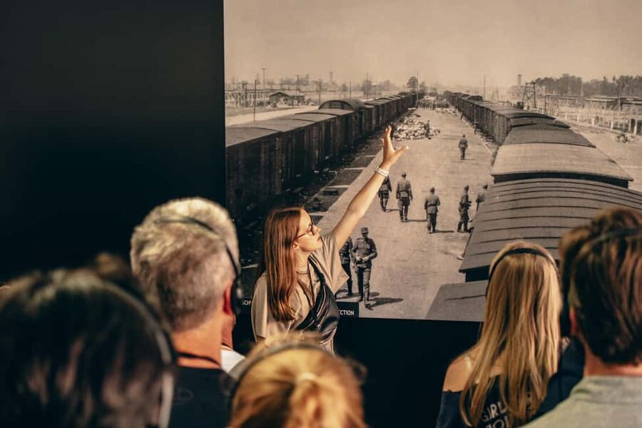 From Krakow: Auschwitz-Birkenau Live Guided Tour & Pickup - Key things you should know before you go