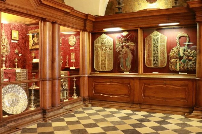 From Krakow: Black Madonna of Czestochowa Sanctuary - Guided Tour - Price and value: what $121.38 covers, and why it feels fair