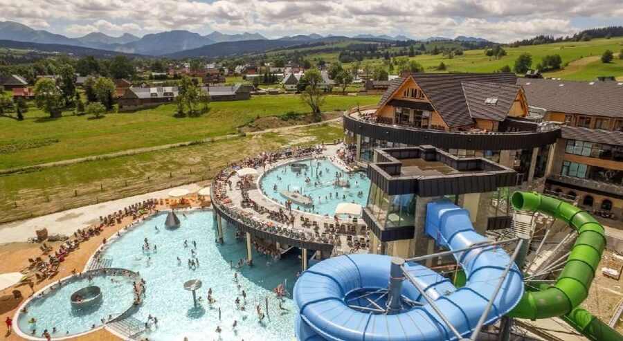 From Krakow: Chocholow Thermal Baths Ticket - 36°C mineral water, whirlpools, and what the water actually contains
