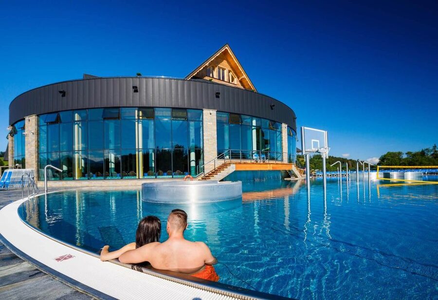 From Krakow: Chochołowskie Thermal Baths Ticket and Transfer - What to pack for Chochołowskie, plus the tiny choices that save time