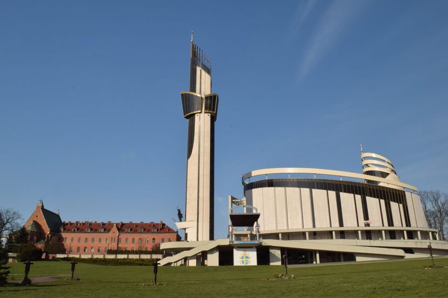 From Krakow: Częstochowa, Black Madonna and Lagiewniki Tour - Key points before you go