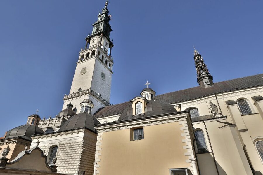 From Krakow: Czestochowa - The Black Madonna - Museum, Treasury, and the 600th-Anniversary stop