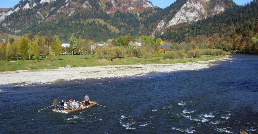 From Krakow: Dunajec River Rafting with Thermal Baths option - Szczawnica handoff, the point where your raft trip ends