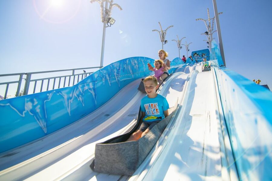 From Krakow: Energylandia Amusement Park Ticket & Transport - Your 7-hour park game plan across 7 zones