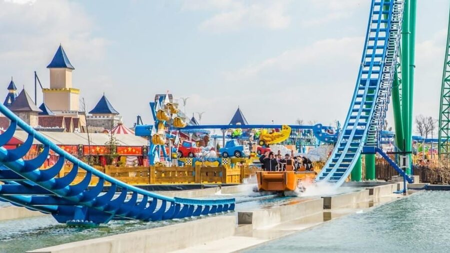 From Krakow: Energylandia Park Open Ticket & Pickup Options - Shows, Photo Stops, and the Part of the Day You Might Forget