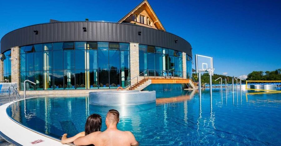 From Krakow: Full-Day Chocholowska Thermal Bath Tour - Krakow to Chocholow: The Ride and Timing That Actually Works
