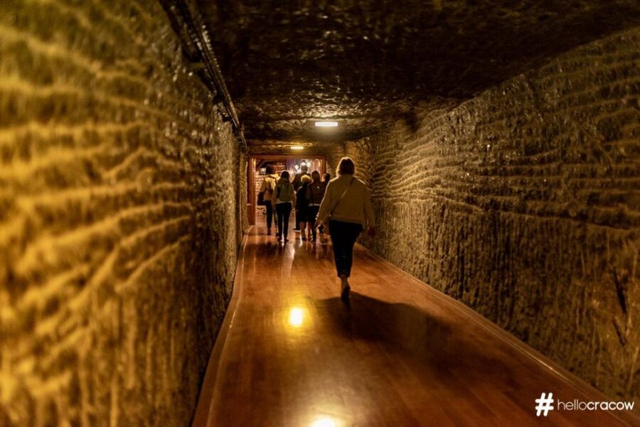 From Krakow: Guided Tour in Wieliczka Salt Mine - The Descent: Steps, Temperature, And What To Wear