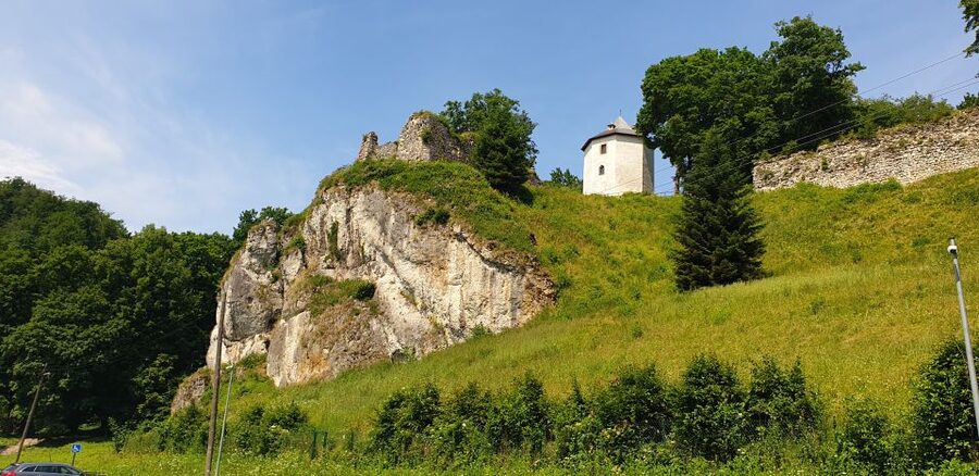 From Krakow: Ojców National Park & Ogrodzieniec Castle Tour - How the day is paced: timing, photo time, and your energy plan