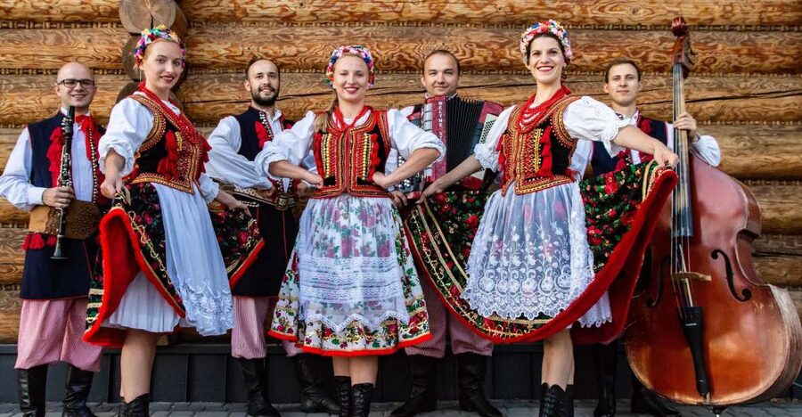 From Krakow: Polish Folk Show with All-You-Can-Eat Dinner - Practical Tips to Make the Night Smoother