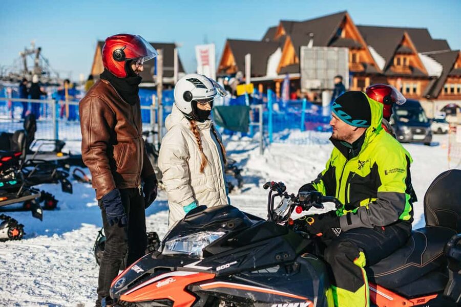 From Krakow: Snowmobile Adventure with Thermal Pools Visit - What to bring and what rules keep the day smooth
