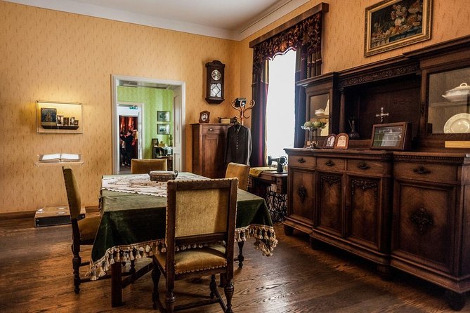 From Krakow: The Black Madonna of Czestochowa & John Paul II Family Home - Why this Krakow pilgrimage day trip centers on John Paul II first