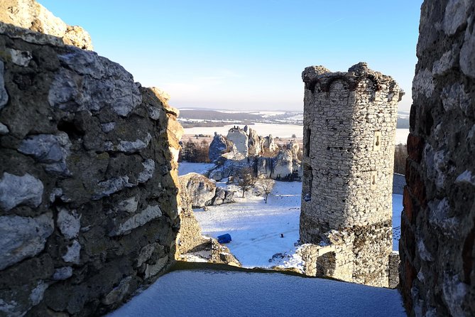 From Krakow: "The Witcher" Ogrodzieniec Castle Day Trip - Ogrodzieniec Castle in about two hours: what you can see