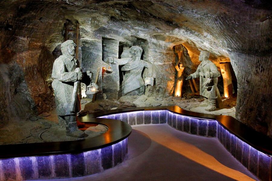 From Krakow: Wieliczka Salt Mine Tour with Guide - The stair workload: 380 down, 1 big return by lift
