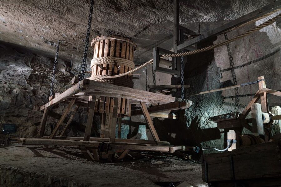 From Krakow: Wieliczka Salt Mine Tour with Guide - What you see underground: chapels, sculptures, lakes, and salt chandeliers