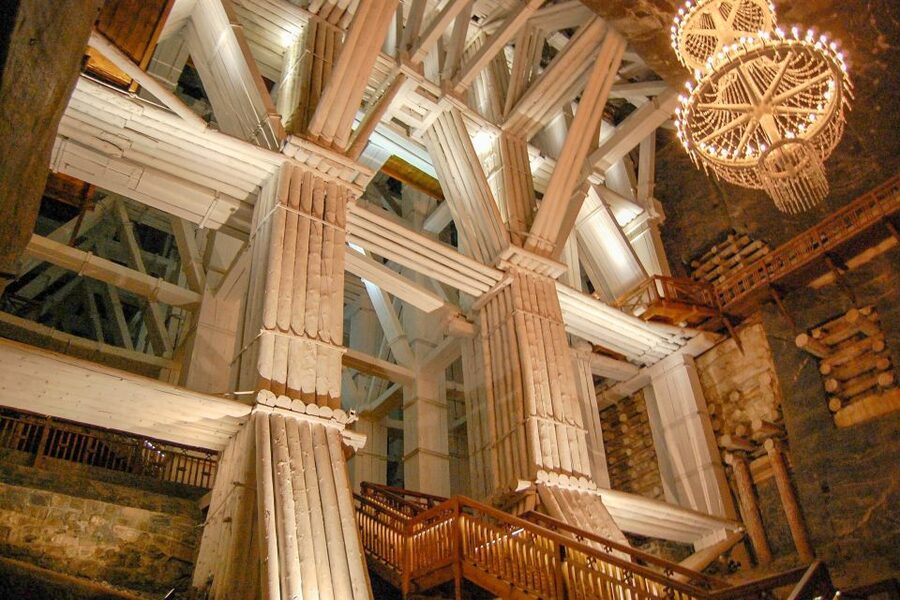 From Krakow: Wieliczka Salt Mine Tour with Hotel Pickup - Key highlights at a glance