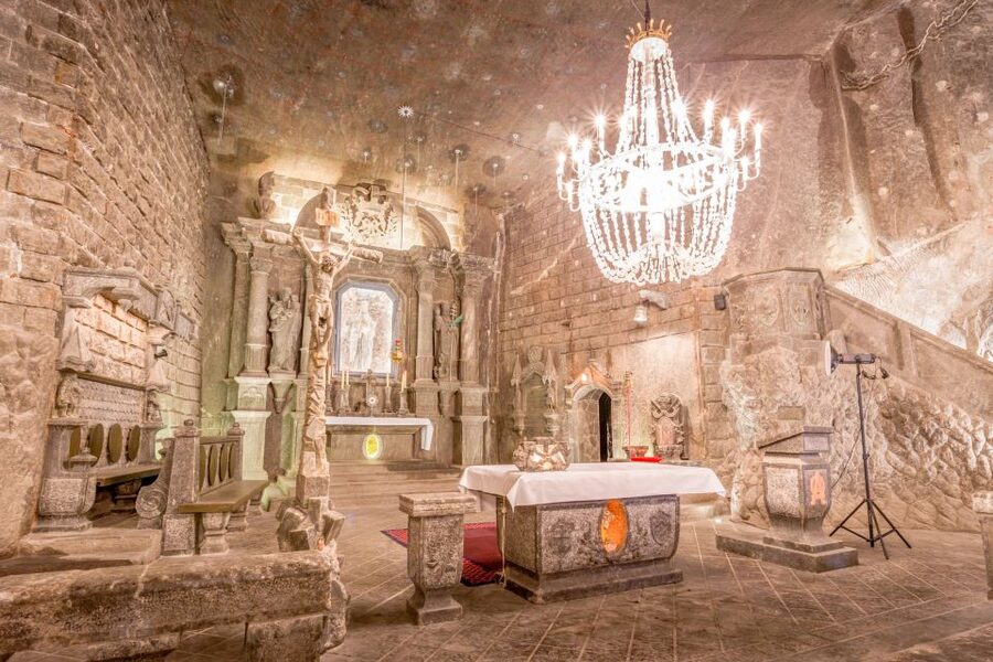 From Krakow: Wieliczka Salt Mine Tour with Hotel Pickup - Lunch break, shop time, and lift back to Krakow