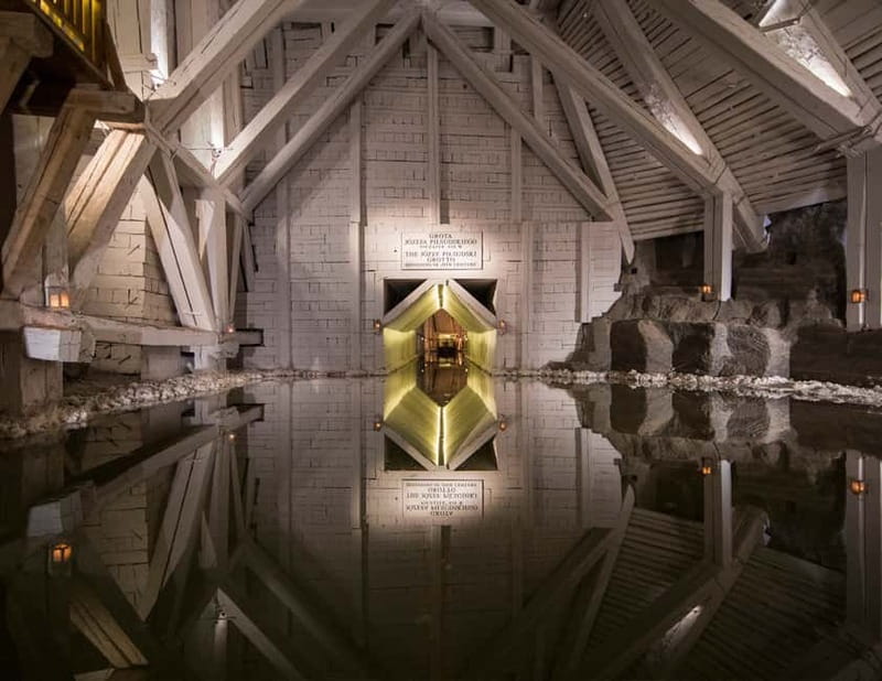 From Krakow: Wieliczka Salt Mine Tour With Private Car - The Descent: 700 Steps Down Into a 14 to 17 °C World