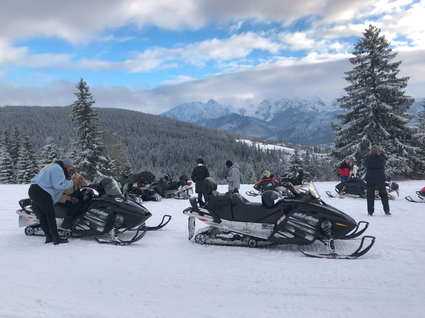 From Krakow: Zakopane Snowmobile NIGHT Ride, Bonfire, - Bonfire wind-down with mulled wine and warm oscypek