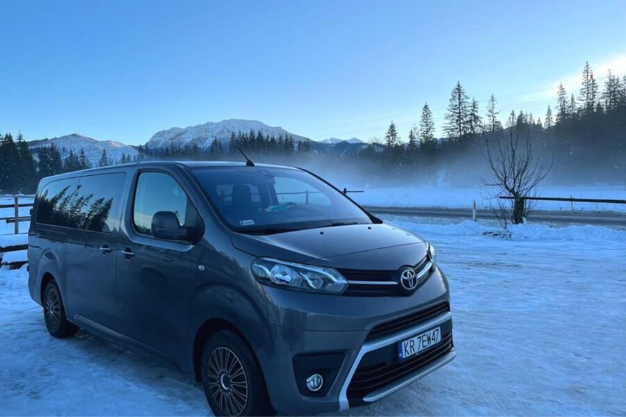 From Krakow: Zakopane, Tatra Mountains & Thermal Baths Tour - Zakopane and Chochołów in one solid 11-hour plan