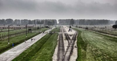 Auschwitz-Birkenau Guided Tour with Fast Train