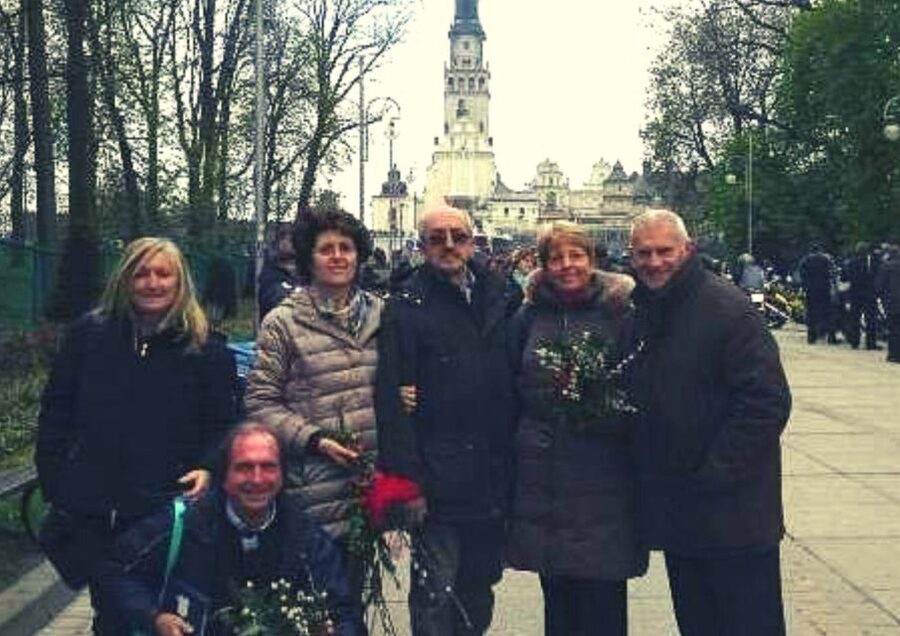 From Warsaw: Jasna Gora & Black Madonna Small Group Tour - Lunch at a local restaurant: what’s included and how to use it