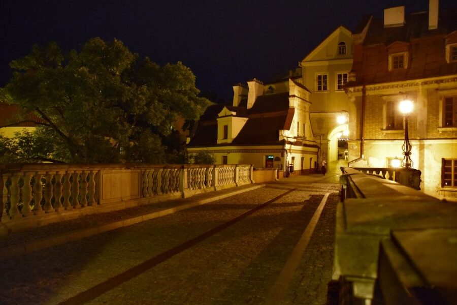 From Warsaw: Lublin and Majdanek State Museum Day Tour - Booking Advice: Choose the Right Language and Prepare Your Mind
