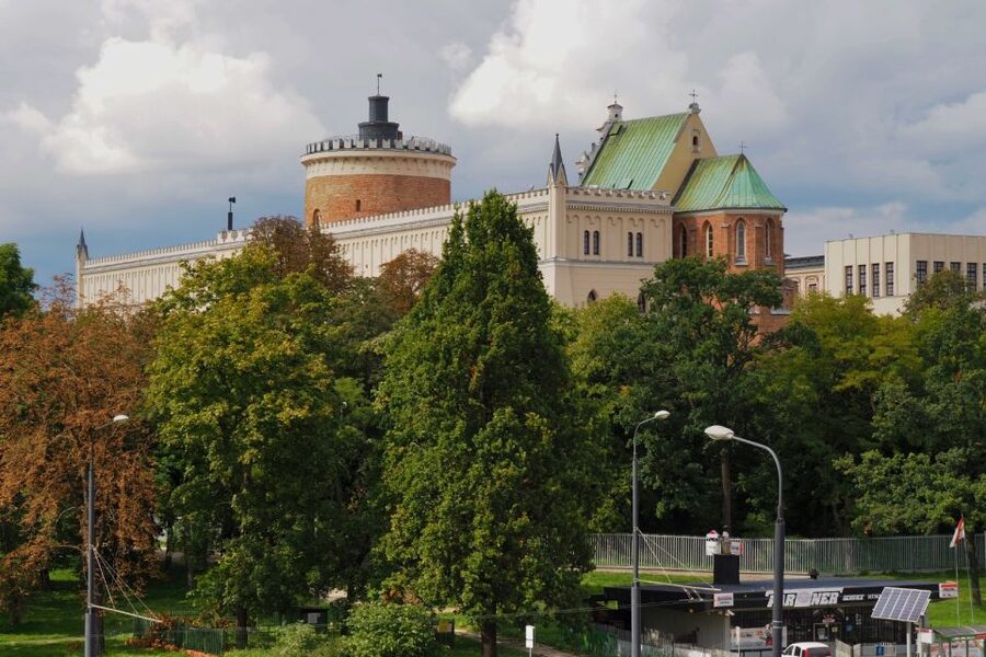 From Warsaw: Lublin and Majdanek State Museum Day Tour - The 1569 Union Connection You’ll Keep Thinking About