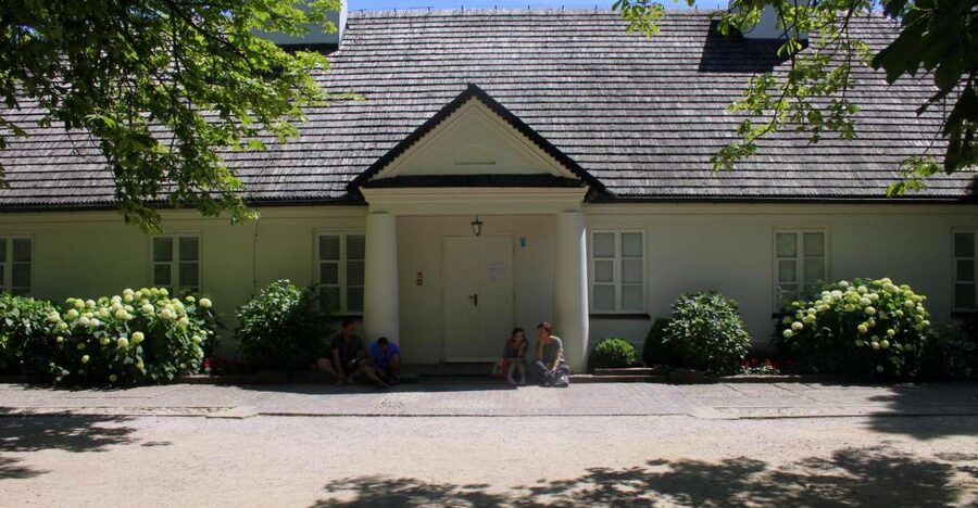 From Warsaw: Tour to Chopin's Birthplace - Żelazowa Wola - Żelazowa Wola: Chopin’s Birthplace Manor House and the Park Experience