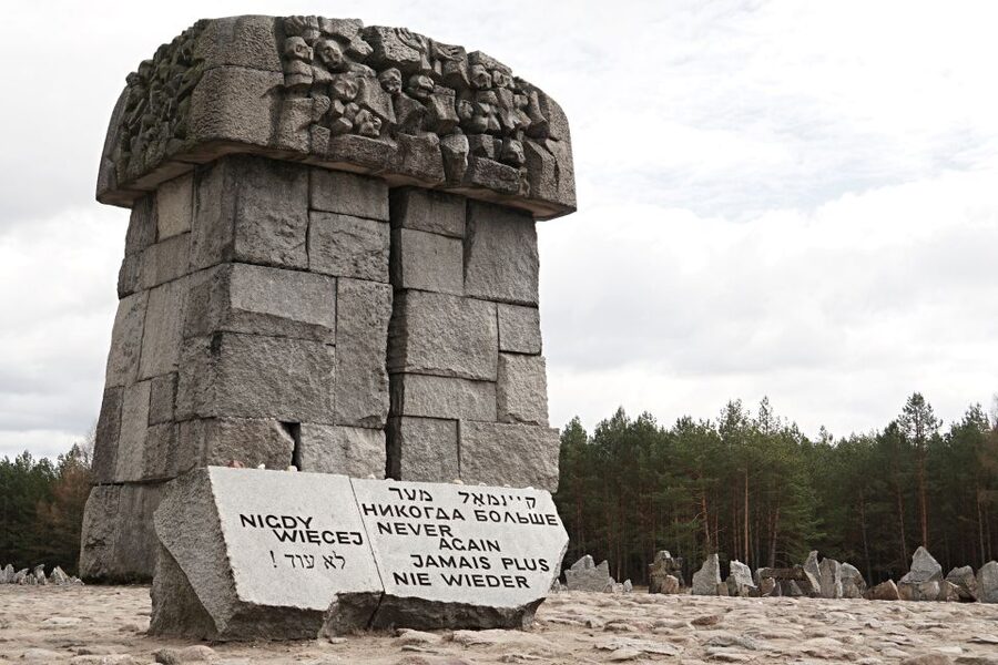 From Warsaw: Treblinka Camp 6-Hour Private Tour - Treblinka I: When the Ground Becomes a Map