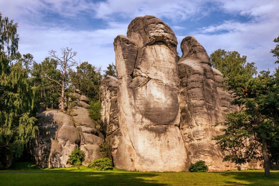 From Wroclaw: Hiking Trail in Rock City Adrspach - The mouse hole exit: the fun squeeze before you leave