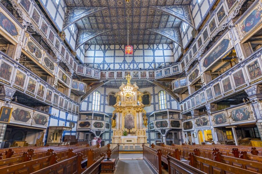 From Wroclaw: Peace Churches in Swidnica and Jawor - The Wroclaw pickup, the ride, and how to use that travel time