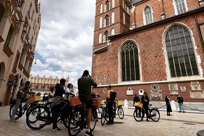 Full Bike Tour - the Old Town, Jewish Qtr & the Ghetto NEW BIKES - Getting your bike and bearings in Krakow’s Old Town