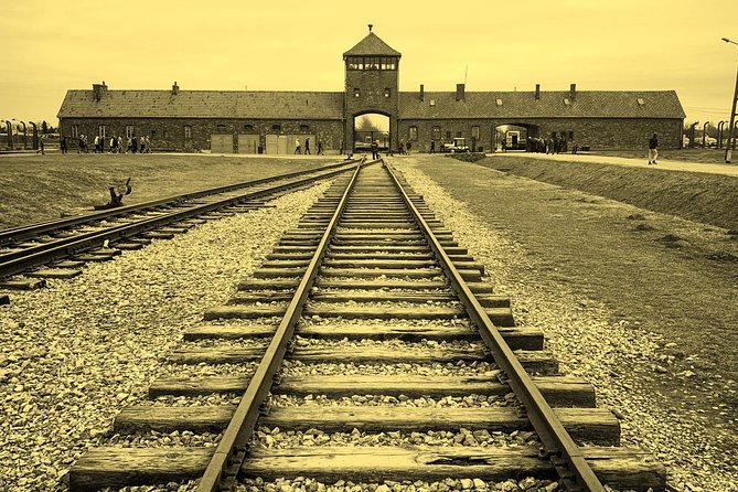 Full-Day Tour of Auschwitz and Wieliczka Salt Mine from Krakow - A Very Early Start From Krakow (Yes, Really)