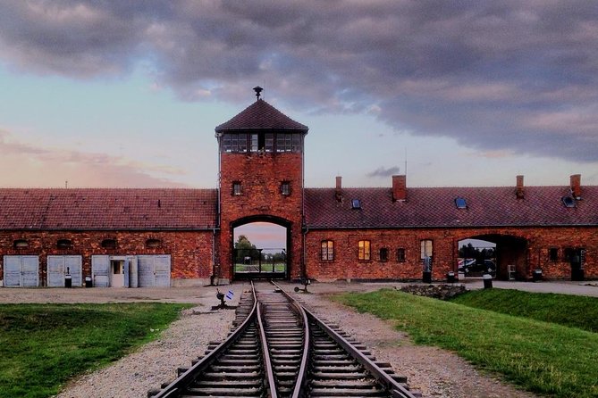 Full-Day Tour of Auschwitz and Wieliczka Salt Mine from Krakow - Transportation: Air-Conditioned Vans, Shared Rides, and Real Comfort
