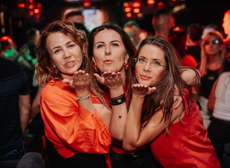 Fun Explorers Pub Crawl with free welcome shots and free ent - Club time with VIP 3-club entry and skipping lines