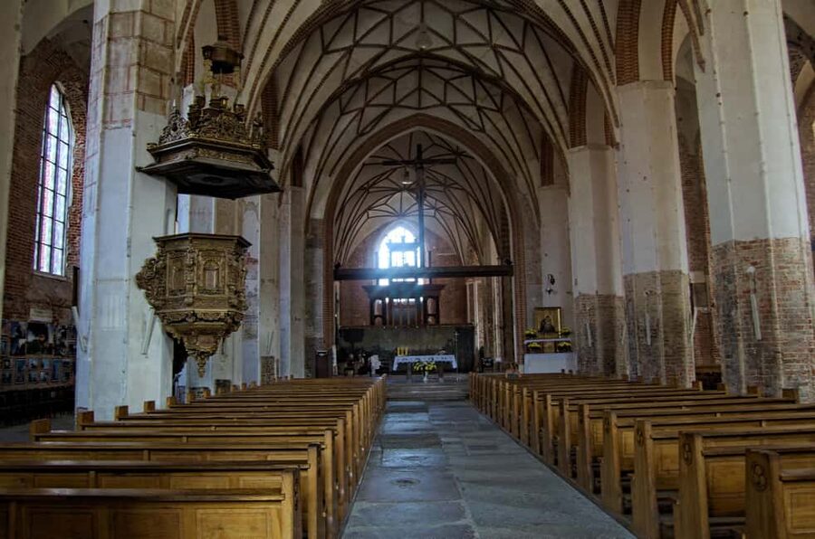 Gdansk: Chopin's Piano Concert by Candle Glow - Why this candlelit Chopin concert in St. Catherine’s church feels different