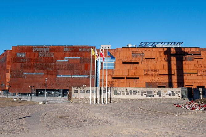 Gdansk European Solidarity Centre Guided Tour - Price and value: what $39.32 buys you (and what it doesn’t)