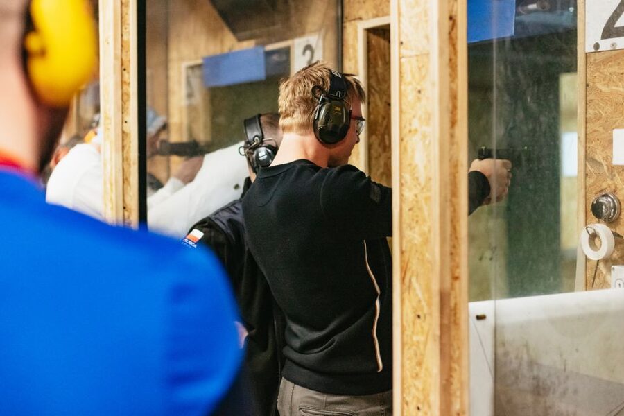Gdańsk: Extreme Gun Shooting Experience with Transfers - Who This Is Best For, and Who Should Skip It