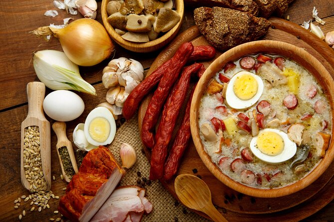Gdansk Food and Sightseeing Tour with Bart - A 3-hour Gdansk route that mixes food, gates, and real context