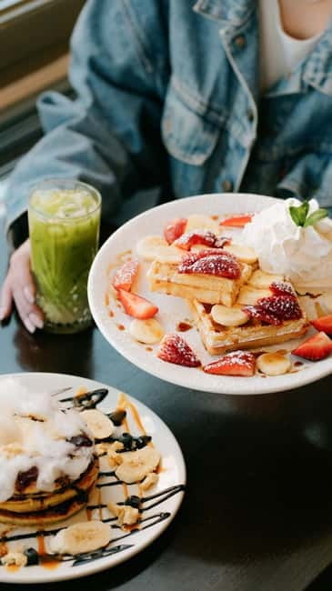 Gdansk: Hard Rock Cafe Breakfast - The breakfast menu: American classics with real choice