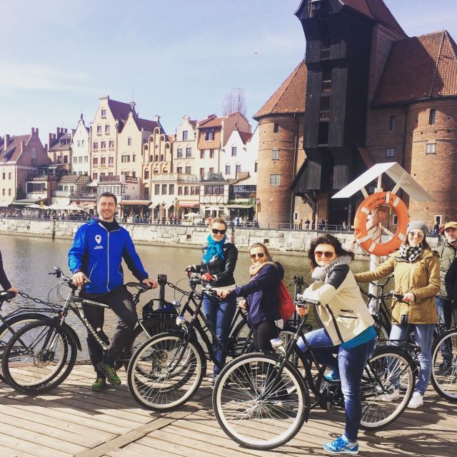 Gdańsk: Highlights Bike Tour - Old Town anchor stops you’ll hit fast: Neptune’s Fountain to St. Mary’s Church