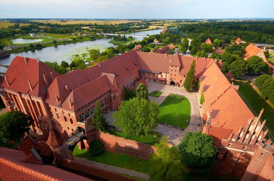 Gdansk: Malbork Castle Regular Tour - Who this tour suits best