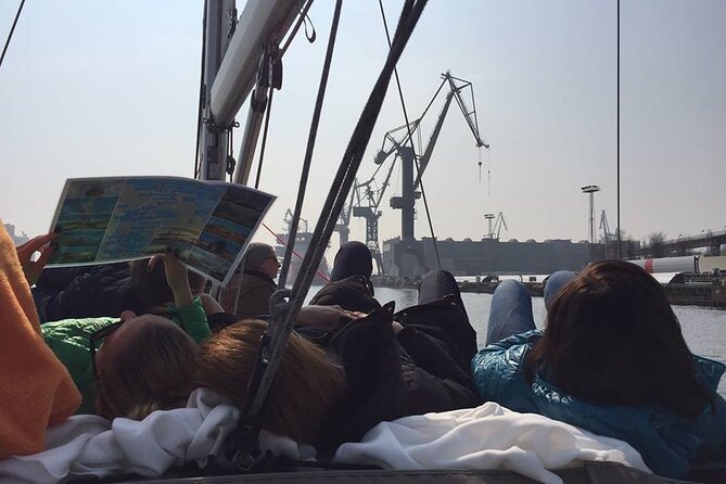 Gdańsk: Motlawa and Port yacht cruise with Welcome Drink - Yacht Comfort Details That Make the Difference