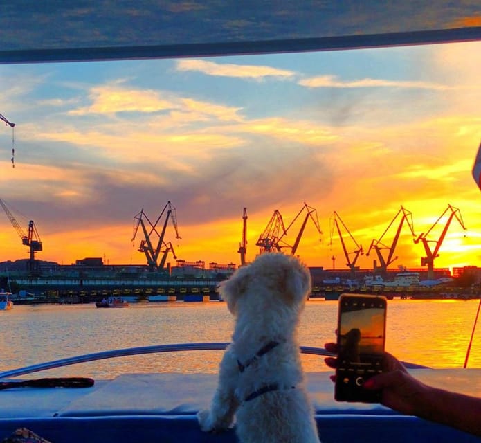 Gdańsk: Motława River Eco Cruise at Sunset with Prosecco - Should you book this Gdańsk sunset prosecco cruise?