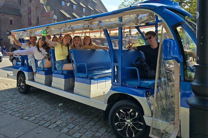Gdansk No Limit Beer City Tour - Getting picked up and settling into the golf cart